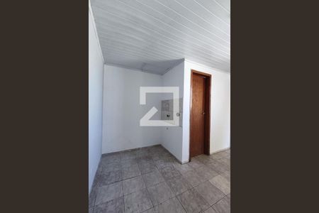 Sala/Cozinha de casa de condomínio para alugar com 1 quarto, 30m² em Cajuru, Curitiba