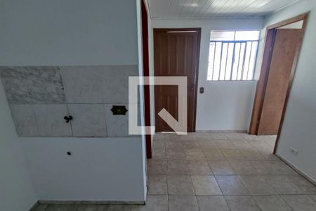 Sala/Cozinha de casa de condomínio para alugar com 1 quarto, 30m² em Cajuru, Curitiba