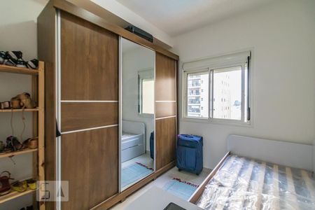 Quarto 1 de apartamento para alugar com 2 quartos, 68m² em Jardim Tupanci, Barueri