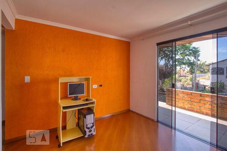 Sala de casa para alugar com 3 quartos, 75m² em Cajuru, Curitiba