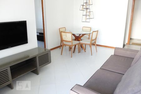 Sala de apartamento para alugar com 2 quartos, 65m² em Itaigara, Salvador