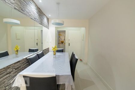 Sala de apartamento para alugar com 2 quartos, 80m² em Tijuca, Rio de Janeiro