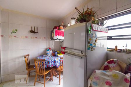 Cozinha de apartamento à venda com 3 quartos, 96m² em Vila Pereira Barreto, São Paulo