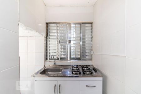 Kitnet de casa para alugar com 1 quarto, 20m² em Vila Gustavo, São Paulo