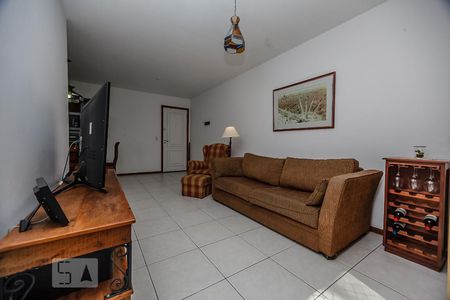 Sala de apartamento à venda com 3 quartos, 90m² em Santa Rosa, Niterói