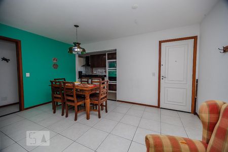 Sala de apartamento à venda com 3 quartos, 90m² em Santa Rosa, Niterói