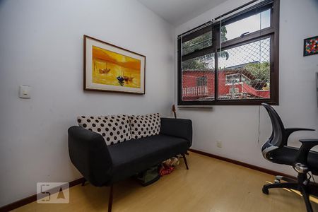 Quarto 1 de apartamento à venda com 3 quartos, 90m² em Santa Rosa, Niterói