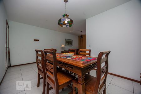 Sala de apartamento à venda com 3 quartos, 90m² em Santa Rosa, Niterói