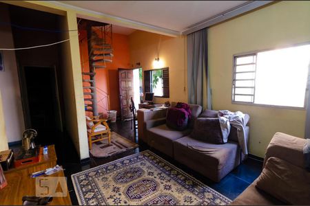 Sala de casa para alugar com 4 quartos, 434m² em Cangaíba, São Paulo