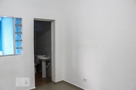 Quarto de casa para alugar com 1 quarto, 40m² em Vila Gustavo, São Paulo