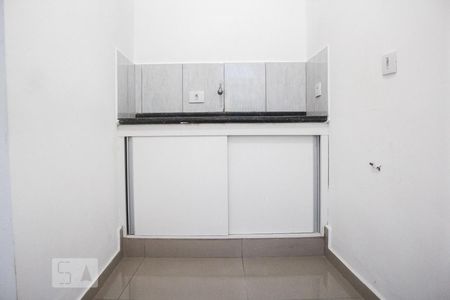 Cozinha de casa para alugar com 1 quarto, 40m² em Vila Gustavo, São Paulo