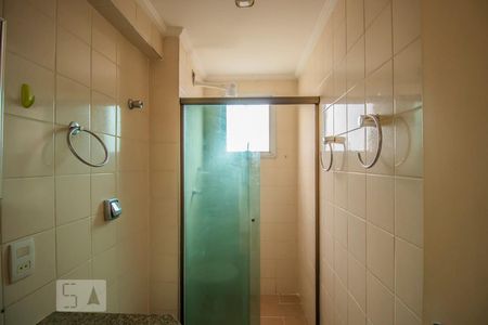 Banheiro de apartamento à venda com 2 quartos, 65m² em Saúde, São Paulo