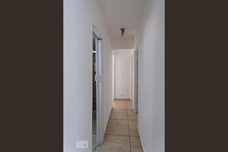 Corredor de apartamento à venda com 3 quartos, 72m² em Vila Butantã, São Paulo