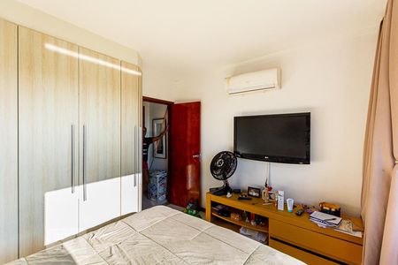 Quarto 1 de casa para alugar com 2 quartos, 66m² em Largo do Barradas, Niterói