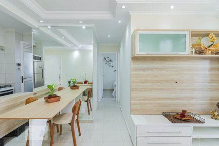 Sala de apartamento para alugar com 2 quartos, 50m² em Vila Anastácio, São Paulo
