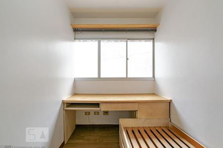 Quarto 2 de apartamento para alugar com 3 quartos, 68m² em Bigorrilho, Curitiba