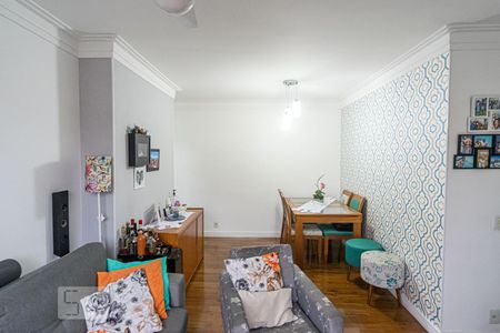 Sala de apartamento à venda com 3 quartos, 67m² em Sítio da Figueira, São Paulo