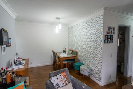 Sala de apartamento à venda com 3 quartos, 67m² em Sítio da Figueira, São Paulo