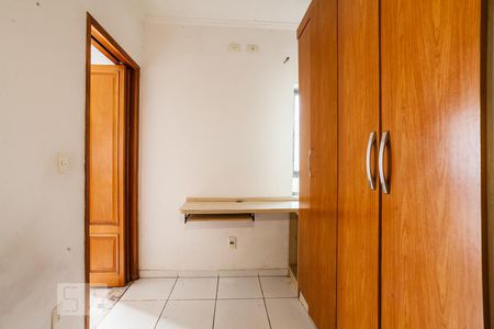 Quarto 2 de apartamento para alugar com 2 quartos, 60m² em Vila Camilópolis, Santo André