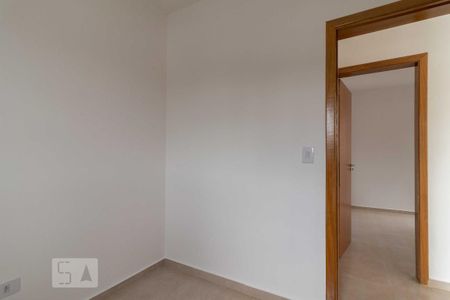 Quarto 2 de apartamento para alugar com 2 quartos, 36m² em Parque Sevilha, São Paulo