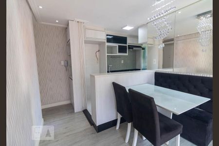 Sala de apartamento à venda com 2 quartos, 54m² em Parque João Ramalho, Santo André