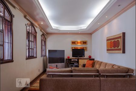 Casa à venda com 4 quartos, 310m² em Castelo, Belo Horizonte
