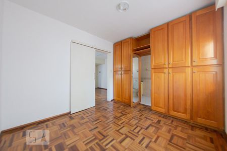 Suíte de apartamento à venda com 1 quarto, 42m² em Passo da Areia, Porto Alegre