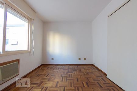 Suíte de apartamento à venda com 1 quarto, 42m² em Passo da Areia, Porto Alegre