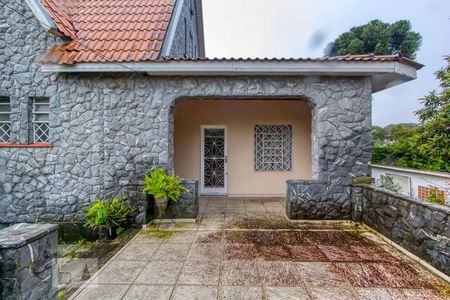 Varanda Lateral de casa para alugar com 5 quartos, 300m² em Jardim Social, Curitiba