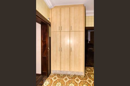 Casa para alugar com 300m², 5 quartos e 4 vagas Casa para alugar com 300m², 5 quartos e 4 vagasCozinha