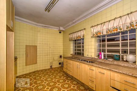 Casa para alugar com 300m², 5 quartos e 4 vagas Casa para alugar com 300m², 5 quartos e 4 vagasCozinha