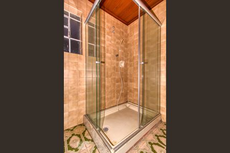 Casa para alugar com 300m², 5 quartos e 4 vagas Casa para alugar com 300m², 5 quartos e 4 vagasBanheiro Social