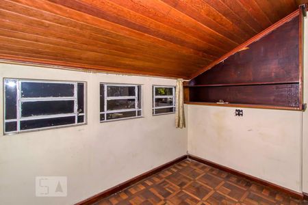 Casa para alugar com 300m², 5 quartos e 4 vagas Casa para alugar com 300m², 5 quartos e 4 vagasQuarto 3