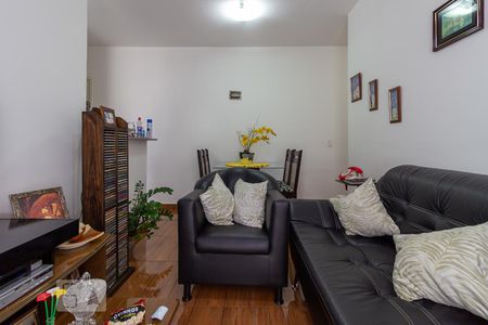 Sala de apartamento para alugar com 2 quartos, 58m² em Jardim Tupanci, Barueri