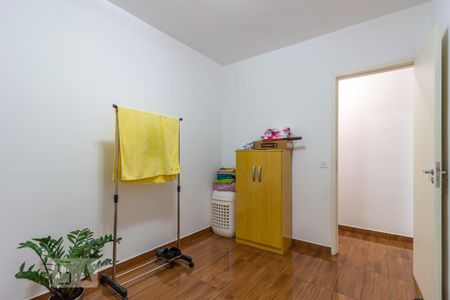 Quarto 1 de apartamento para alugar com 2 quartos, 58m² em Jardim Tupanci, Barueri