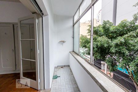 Varanda de kitnet/studio à venda com 1 quarto, 35m² em Vila Buarque, São Paulo