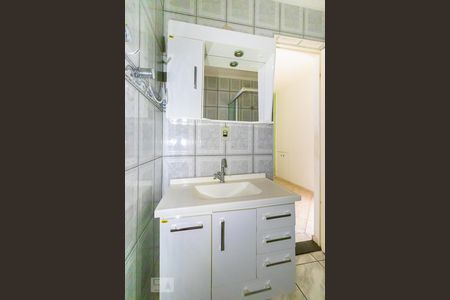 Banheiro de kitnet/studio para alugar com 1 quarto, 33m² em Botafogo, Campinas