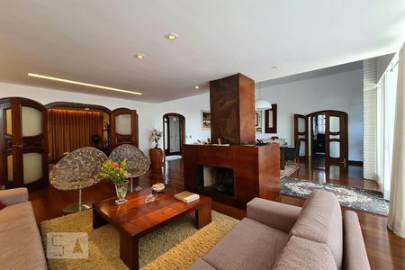 Sala 2 de casa à venda com 5 quartos, 553m² em Bandeirantes (pampulha), Belo Horizonte