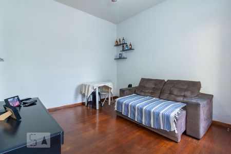 Casa à venda com 80m², 2 quartos e 1 vagaSala