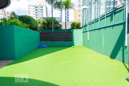 Apartamento para alugar com 414m², 5 quartos e 4 vagas Apartamento para alugar com 414m², 5 quartos e 4 vagasÁrea Comum - Quadra Esportiva