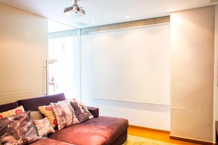 Apartamento para alugar com 414m², 5 quartos e 4 vagas Apartamento para alugar com 414m², 5 quartos e 4 vagasSala de Cinema