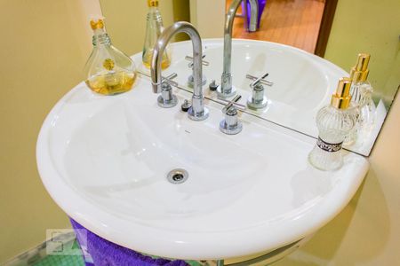 Apartamento para alugar com 414m², 5 quartos e 4 vagas Apartamento para alugar com 414m², 5 quartos e 4 vagasBanheiro do Escritório