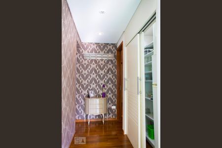 Apartamento para alugar com 414m², 5 quartos e 4 vagas Apartamento para alugar com 414m², 5 quartos e 4 vagasCorredor Superior