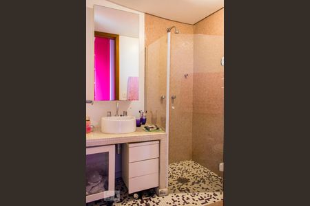 Apartamento para alugar com 414m², 5 quartos e 4 vagas Apartamento para alugar com 414m², 5 quartos e 4 vagasBanheiro do Quarto 2