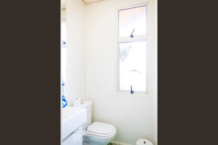 Apartamento para alugar com 414m², 5 quartos e 4 vagas Apartamento para alugar com 414m², 5 quartos e 4 vagasBanheiro do Quarto 1