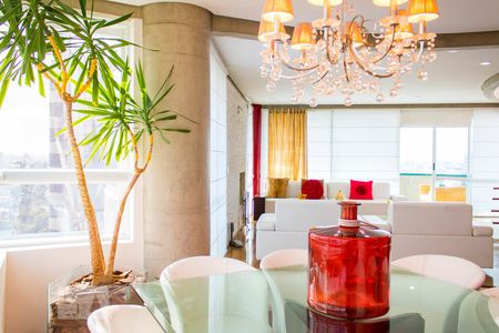 Apartamento para alugar com 414m², 5 quartos e 4 vagas Apartamento para alugar com 414m², 5 quartos e 4 vagasSala de Jantar