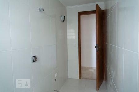 Banheiro de apartamento para alugar com 2 quartos, 60m² em Vila Prudente, São Paulo