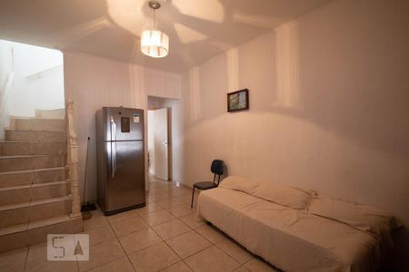 Sala de casa para alugar com 3 quartos, 180m² em Cipava, Osasco