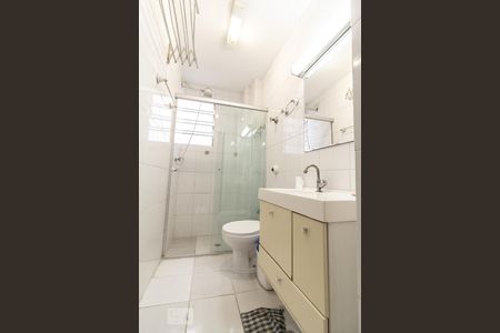 Banheiro de kitnet/studio à venda com 1 quarto, 35m² em Vila Buarque, São Paulo