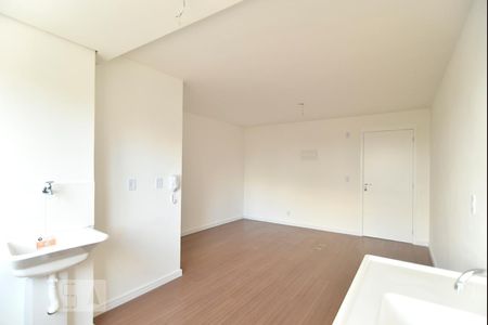 Sala Geral de kitnet/studio à venda com 1 quarto, 25m² em Vila Ema, São Paulo